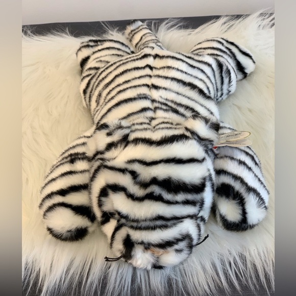 Ty (19) Black and White Striped Stuffed White Tiger - Picture 1 of 10